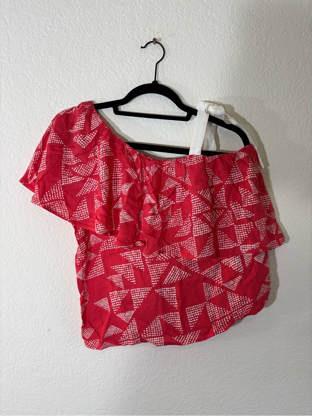 NWT Splendid Red Coral White Geometric One Shoulder Ruffle Top XS Extra Small - Picture 3 of 13